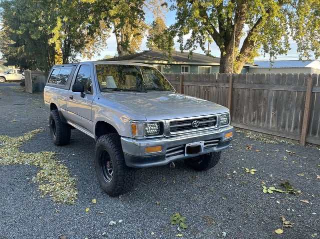 1992 Toyota Pickup 2 Dr Deluxe 4WD Standard Cab SB