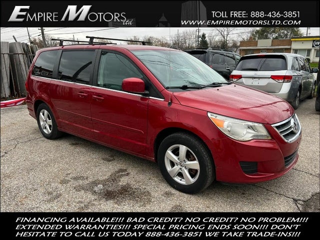 2009 Volkswagen Routan SEL with RSE