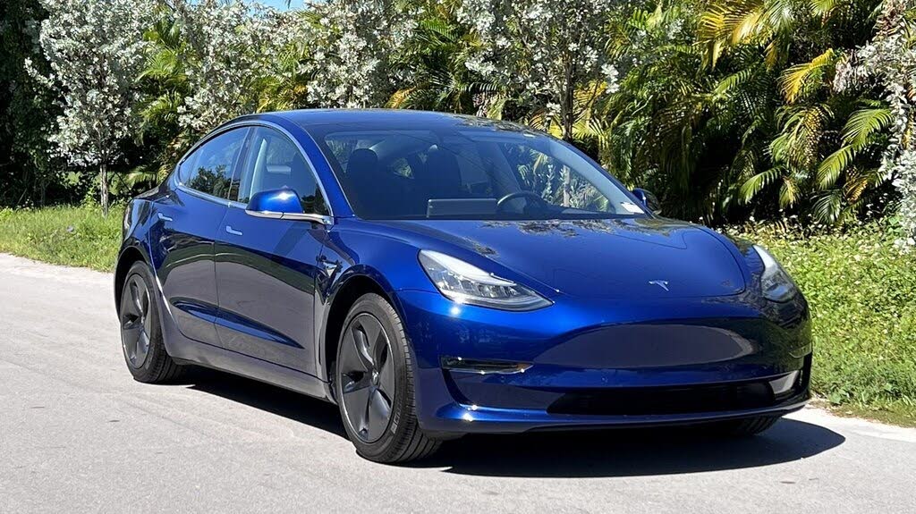 Cargurus tesla on sale model 3