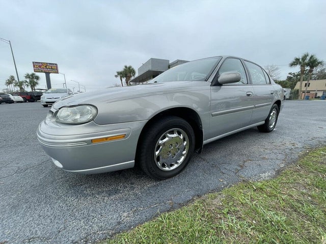 1998 Oldsmobile Cutlass 4 Dr GL Sedan