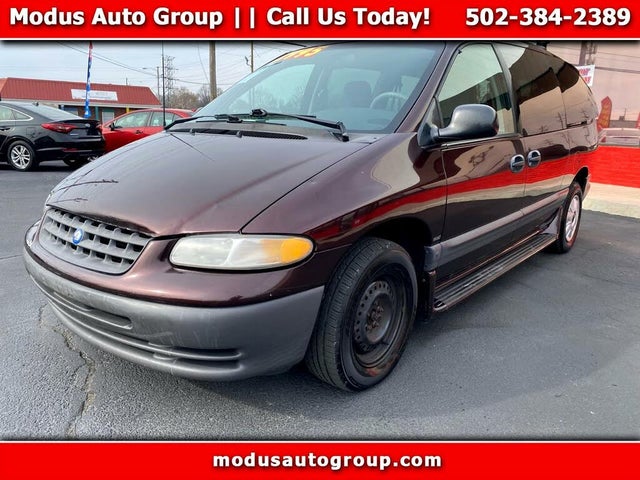 1996 Plymouth Grand Voyager SE FWD