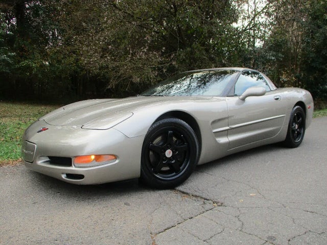 1999 Chevrolet Corvette Coupe RWD