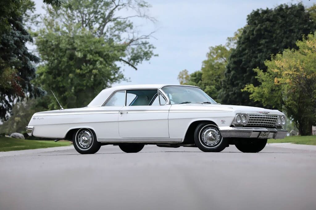 White 1962 Chevrolet Impala