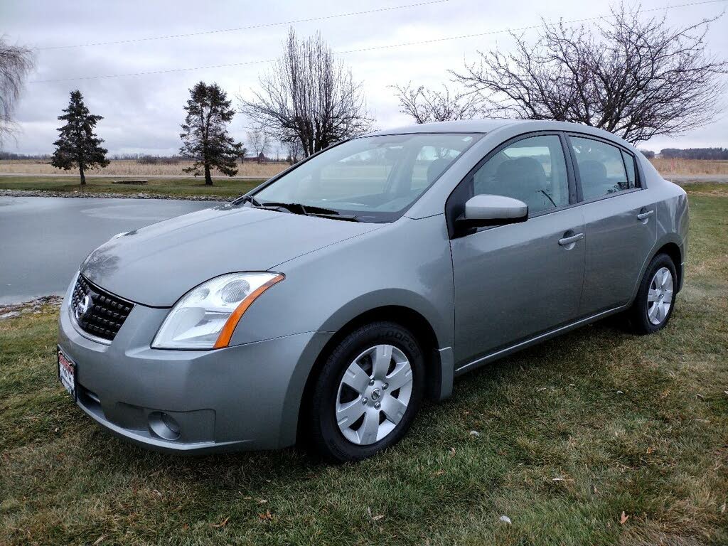 grey nissan sentra 2008