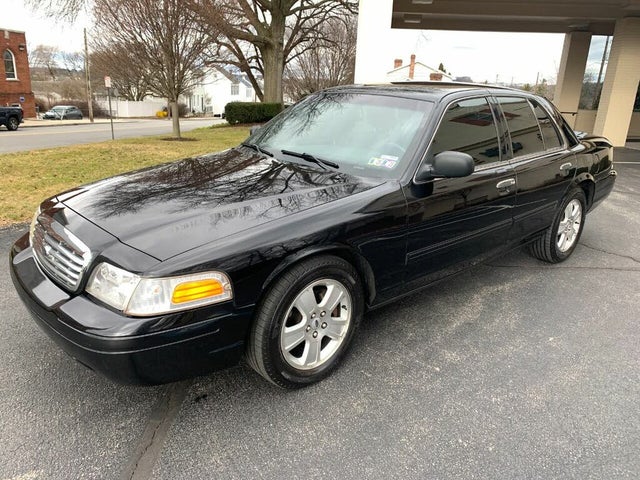 2010 Ford Crown Victoria LX