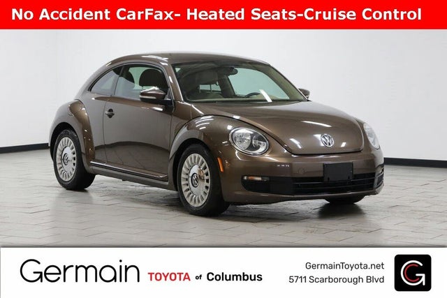 2014 Volkswagen Beetle 2.5L with Sunroof, Sound, and Navigation
