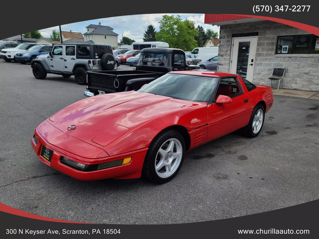 Red 1992 Chevrolet Corvette Coupe RWD, Image 0