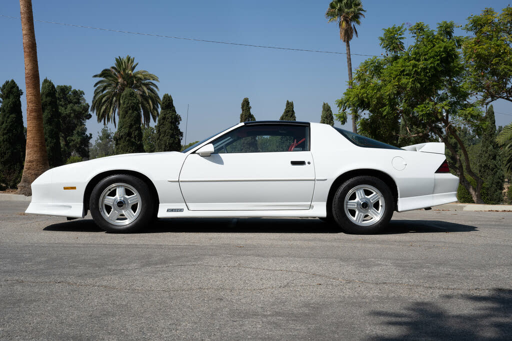 Used 1992 Chevrolet Camaro Z28 Coupe RWD for Sale (with Photos) - CarGurus