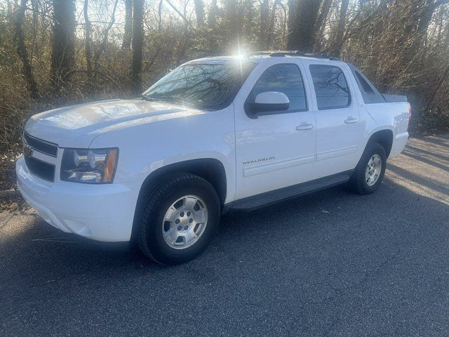 2012 Chevrolet Avalanche LS 4WD