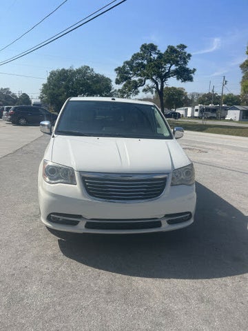 2011 Chrysler Town & Country Limited FWD