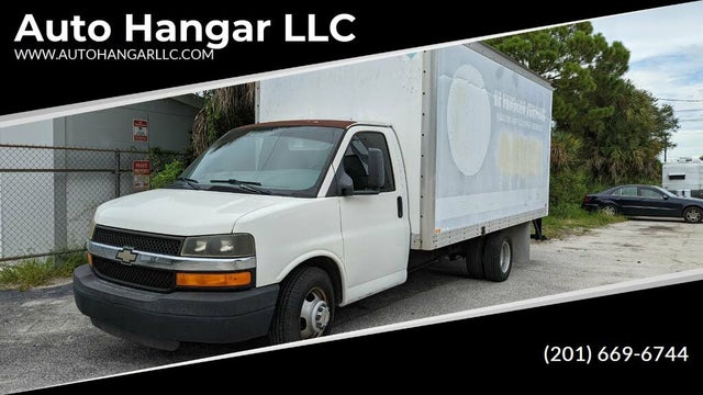 2010 Chevrolet Express Chassis 3500 159 Cutaway with 1WT RWD
