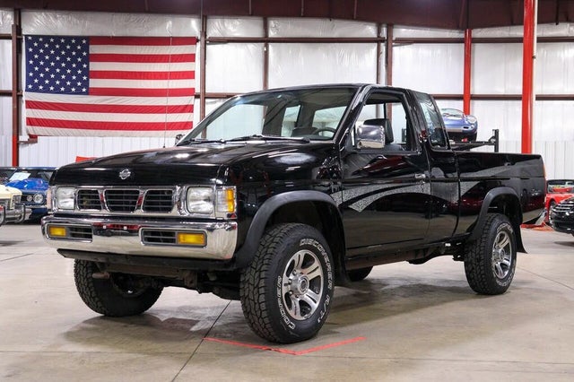 1997 Nissan Truck XE 4WD Extended Cab SB