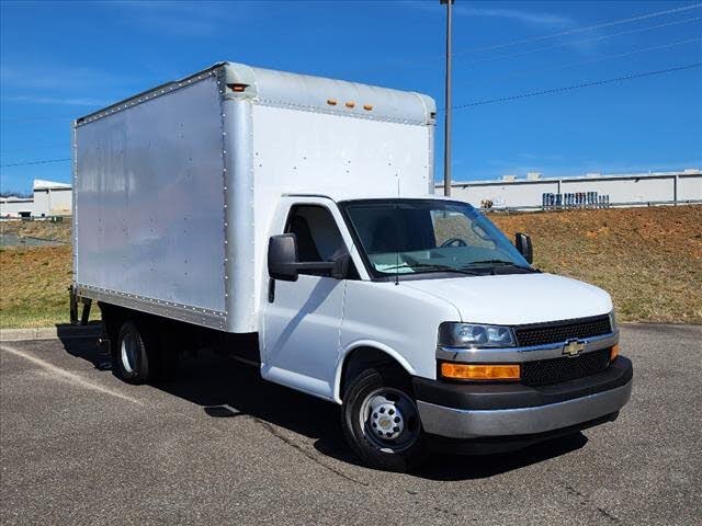 2017 Chevrolet Express Chassis 3500 159 Cutaway RWD