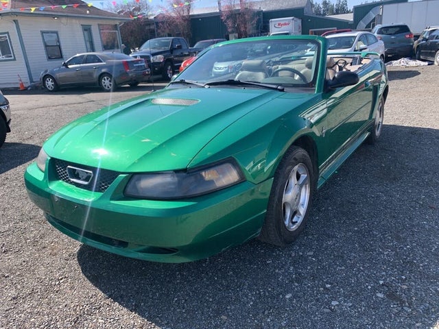 2001 Ford Mustang Deluxe Coupe RWD