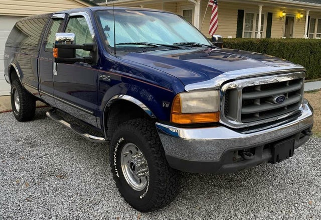 1999 Ford F-250 Super Duty XLT 4WD Extended Cab LB