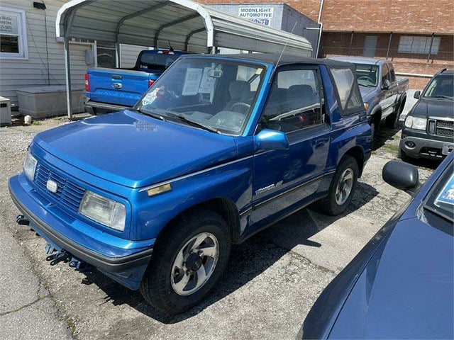 1993 Geo Tracker 2 Dr LSi 4WD Convertible