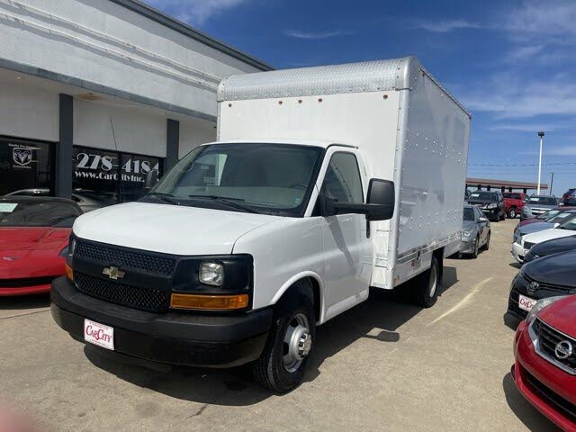 2015 Chevrolet Express Chassis 3500 139 Cutaway with 1WT RWD