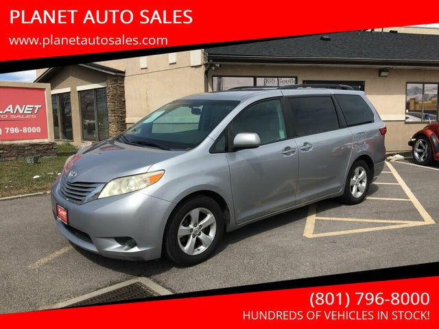 2015 Toyota Sienna LE Mobility 7-Passenger