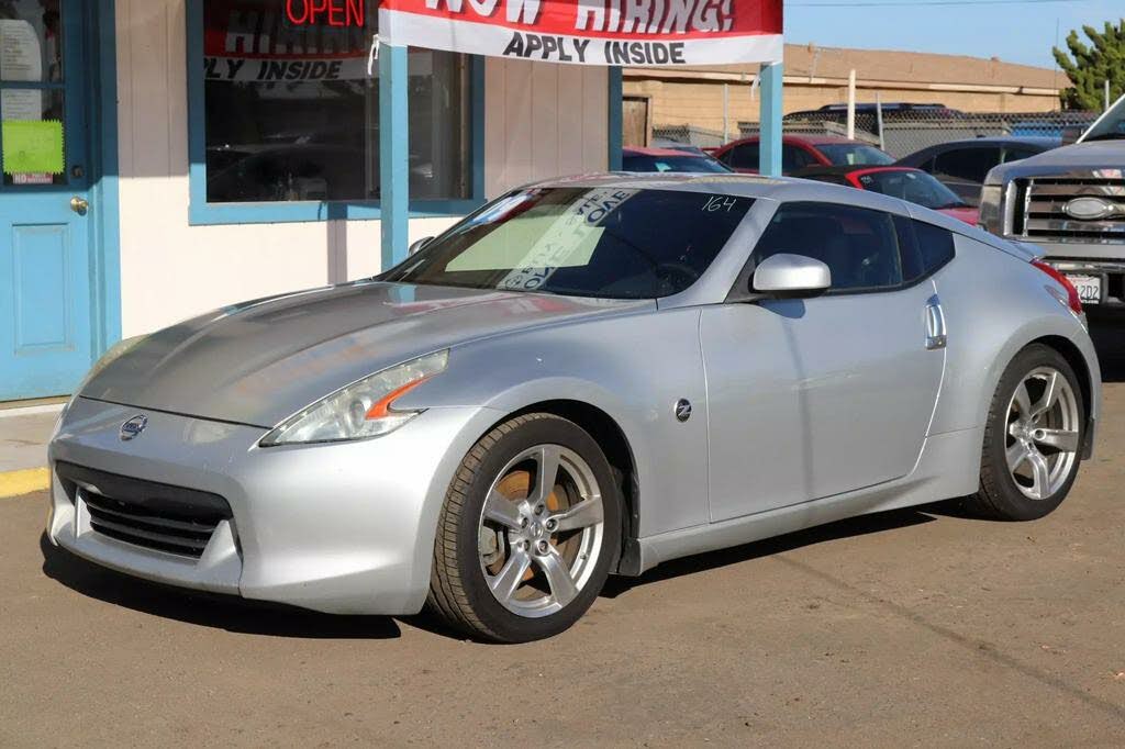 nissan 370z 202