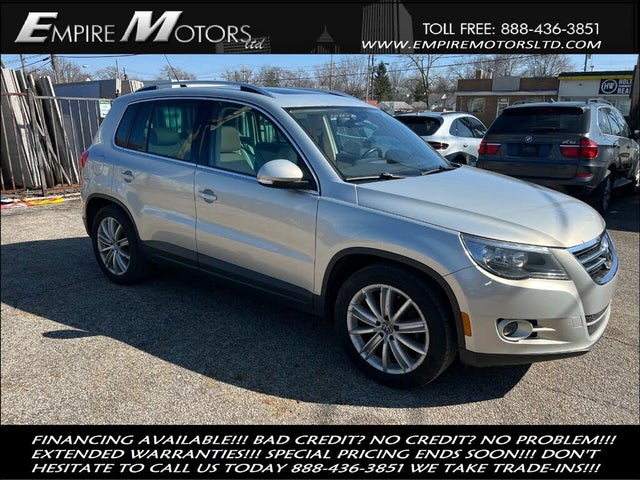 2011 Volkswagen Tiguan SEL 4Motion with Premium Navigation and Dynaudio