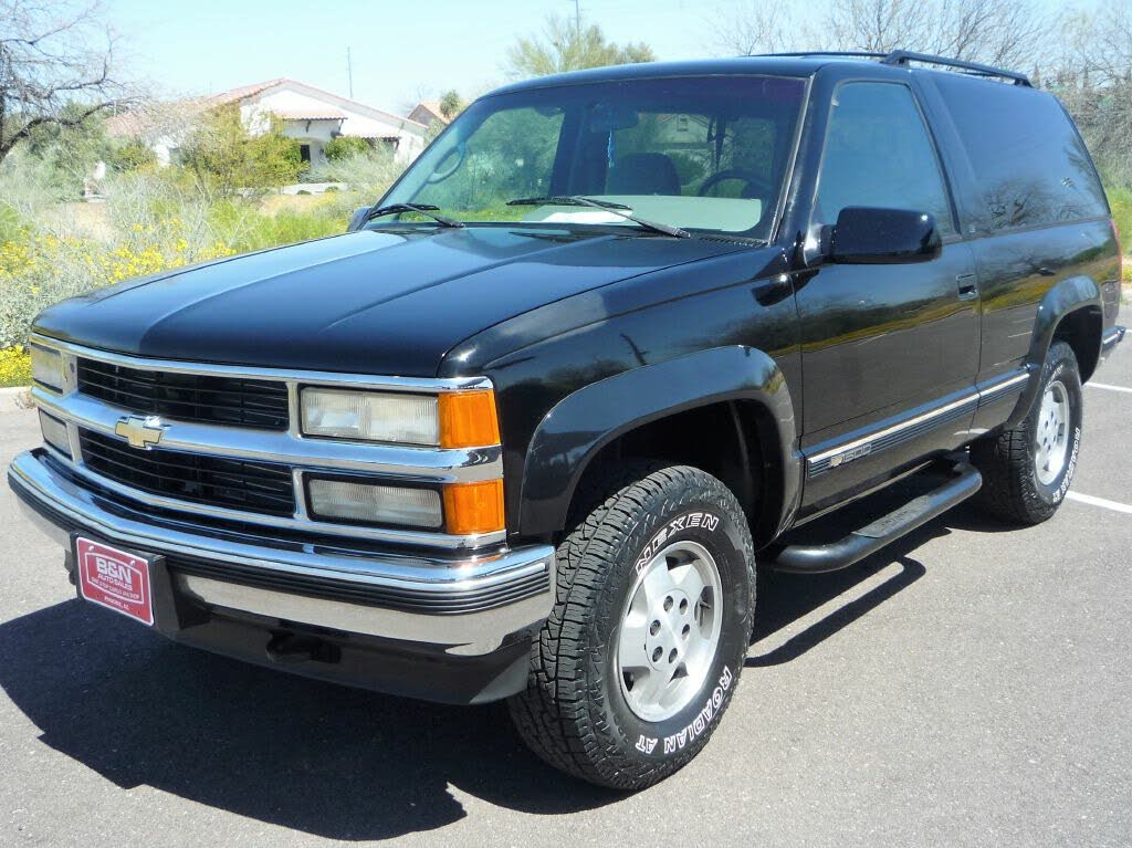 Black 1995 Chevrolet Tahoe, Image 0