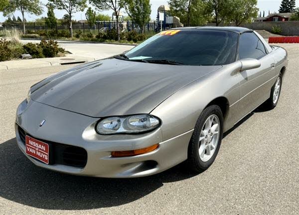 2002 Chevrolet Camaro Coupe RWD usados en venta en mayo 2023 - CarGurus