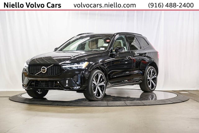 2023 Volvo XC60 B6 Ultimate Dark Theme AWD