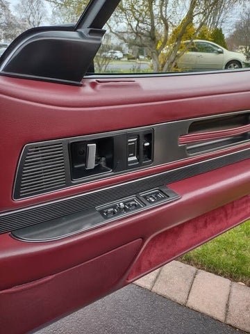 1990 Buick Reatta Convertible FWD