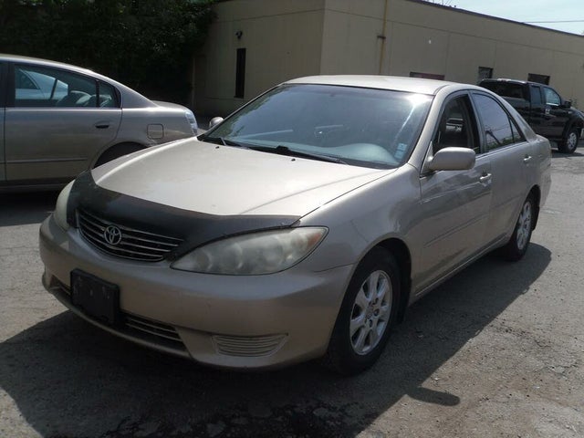 Toyota Camry LE V6 2006