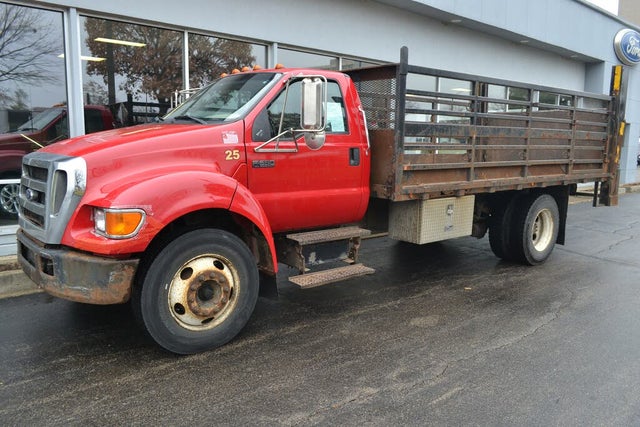 2004 Ford E-Series Chassis