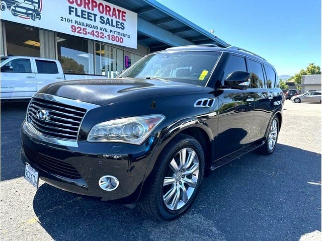2011 INFINITI QX56 4WD with Split Bench Seat Package