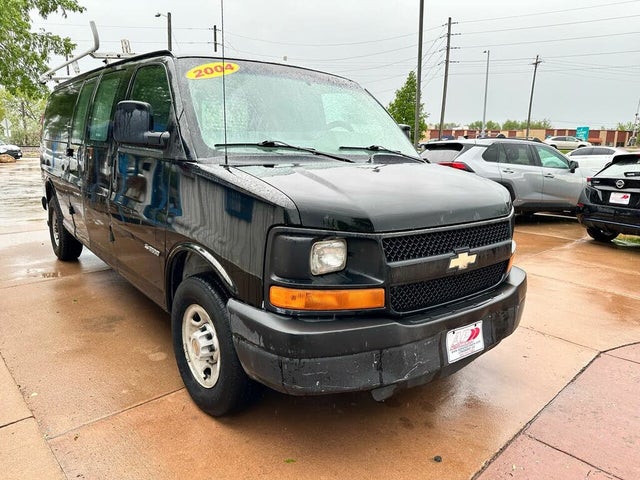 2004 Chevrolet Express Cargo 3500 Extended RWD