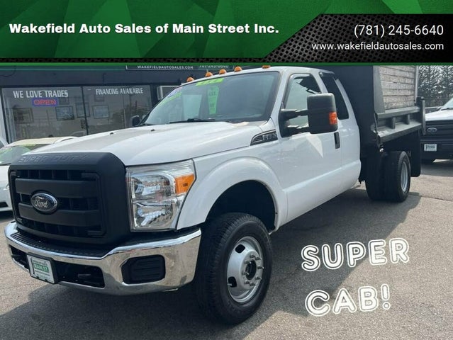 2013 Ford F-350 Super Duty Chassis Lariat SuperCab DRW 4WD
