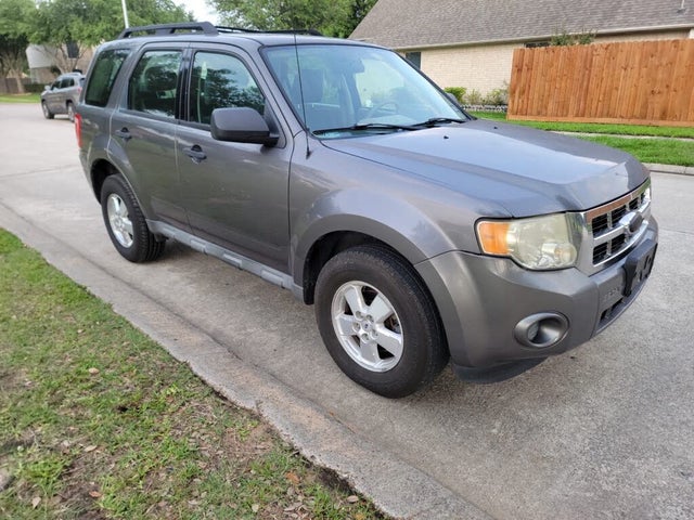 2010 Ford Escape XLS FWD