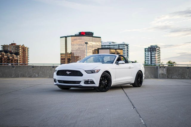 2017 Ford Mustang EcoBoost Premium Convertible RWD