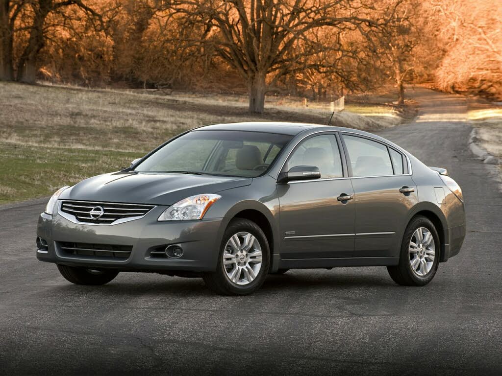 used nissan altima hybrid