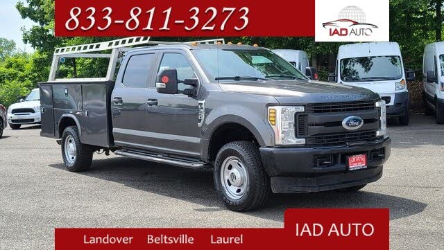 2018 Ford F-350 Super Duty Chassis XL Crew Cab 4WD