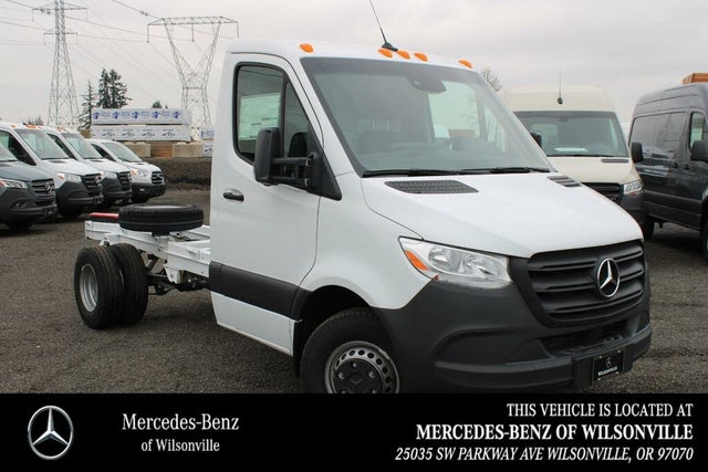 2022 Mercedes-Benz Sprinter Cab Chassis 4500 144 RWD
