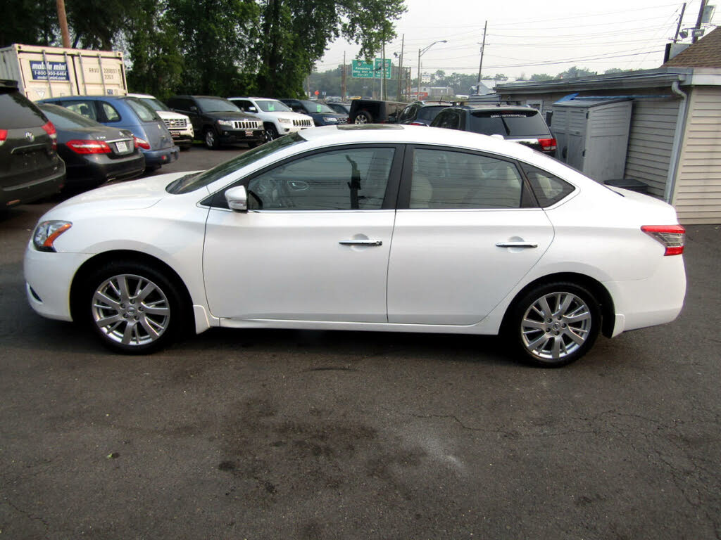 nissan sentra white 2014