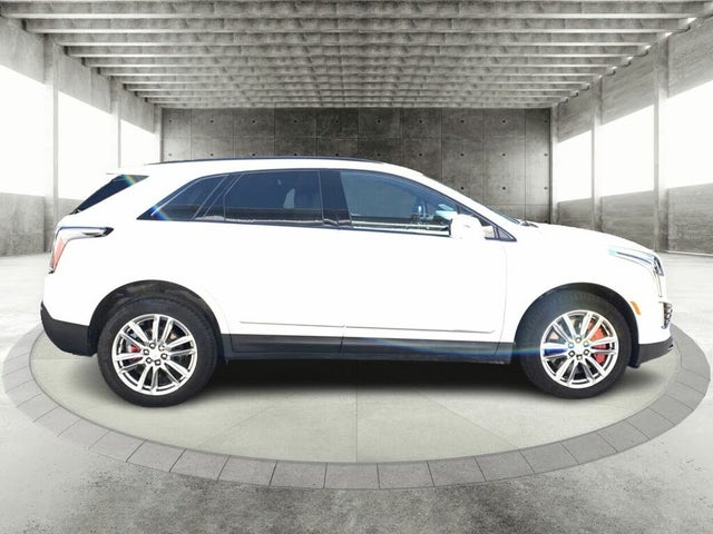 2023 Cadillac XT5 Sport AWD