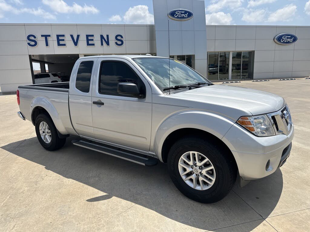 used nissan navara 4x4 for sale