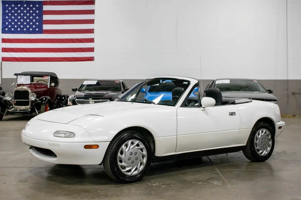 No Reserve: V8-Powered Safari-Style 1992 Mazda MX-5 Miata for sale