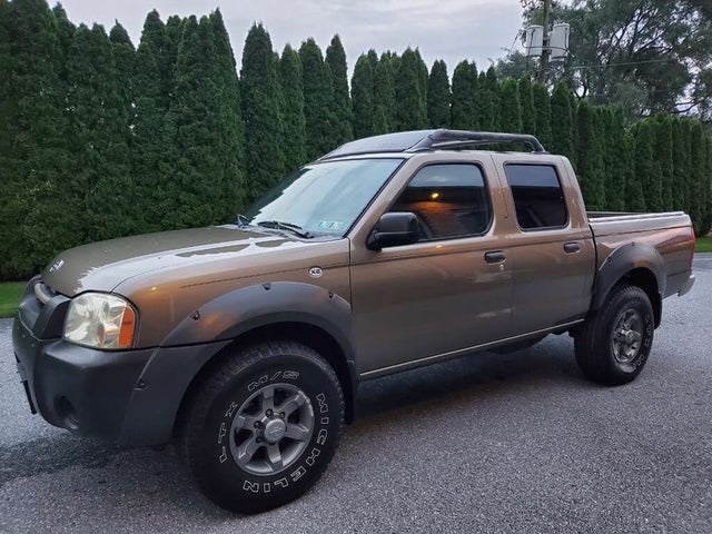 2001 Nissan Frontier 4 Dr XE 4WD Crew Cab SB