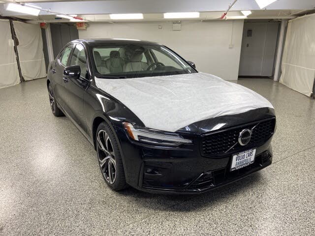 Used 2024 Volvo S60 B5 Plus Dark Theme AWD For Sale In Maryland - CarGurus