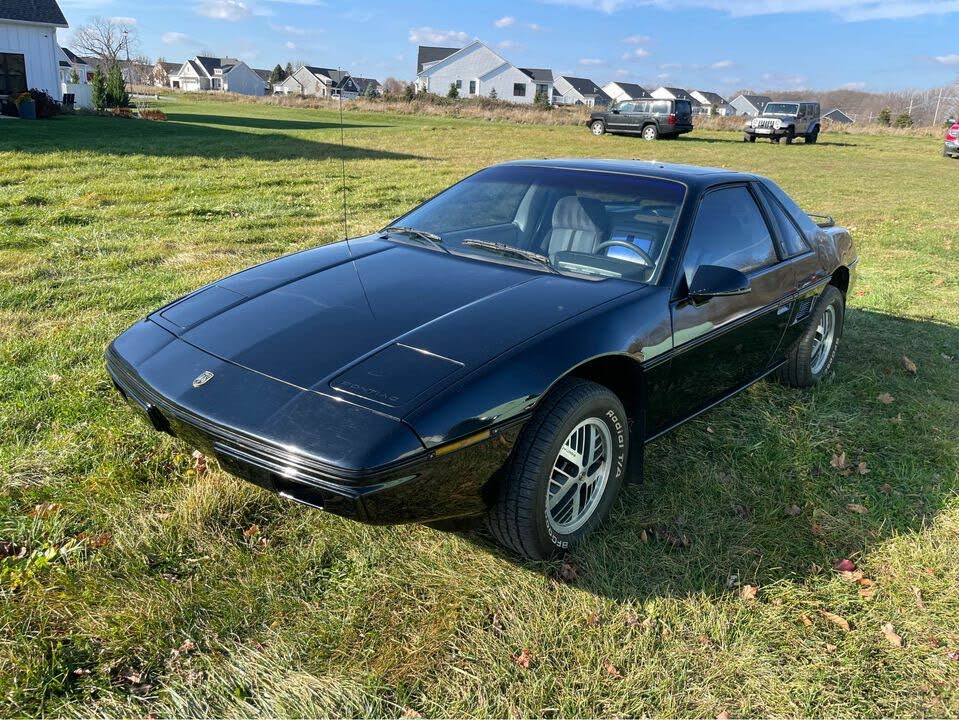 Used 1987 Pontiac Fiero for Sale (with Photos) - CarGurus