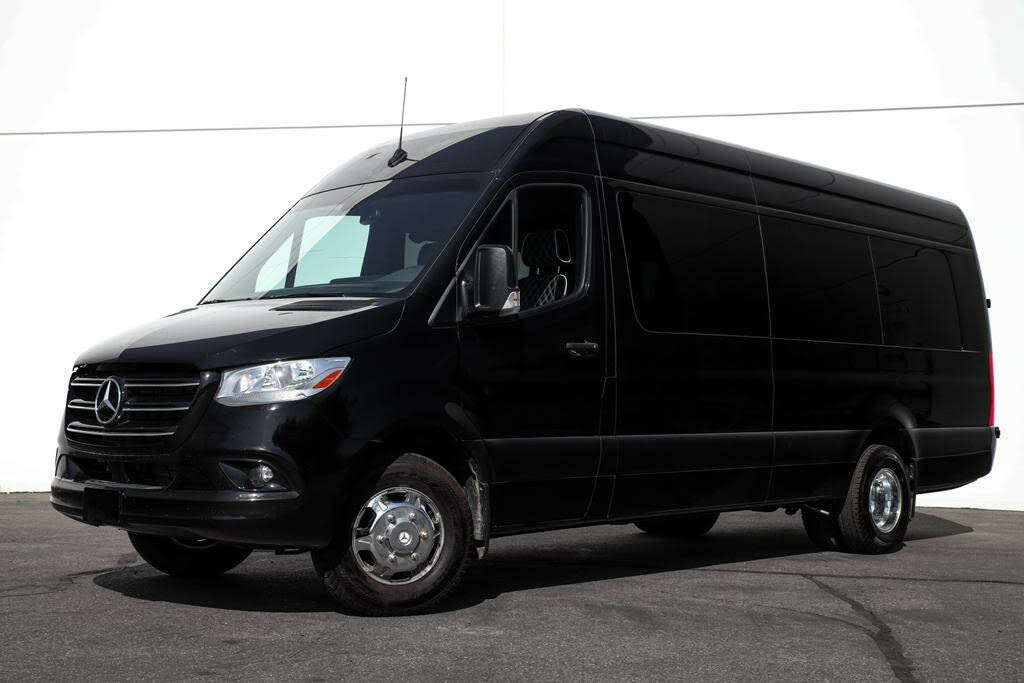 Sprinter passenger van deals 2019