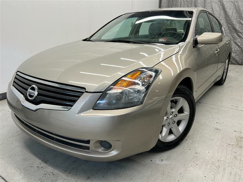 2009 nissan altima gold