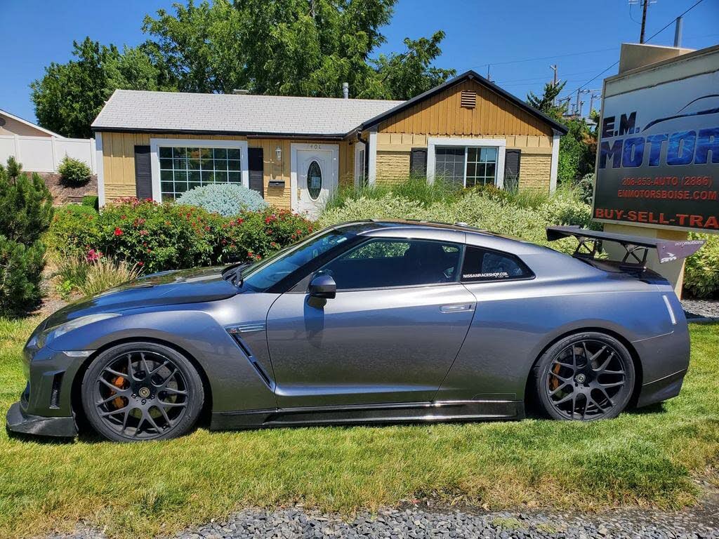 used 2011 nissan gt r