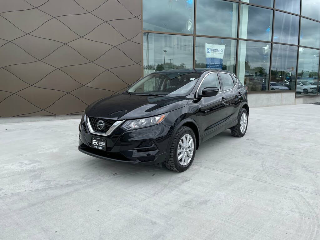 2022 Nissan Qashqai S FWD