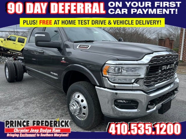 2023 RAM 3500 Chassis Limited Crew Cab LB DRW 4WD